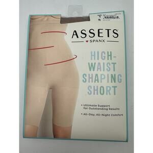 Assets By Spanx Women's High Waist Shaping Short Cafe Au lait Size 5 Brown NIP